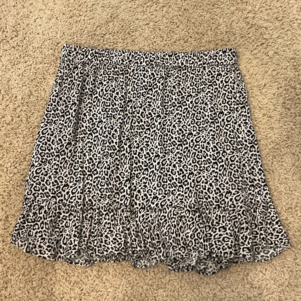 American eagle cheetah print skirt